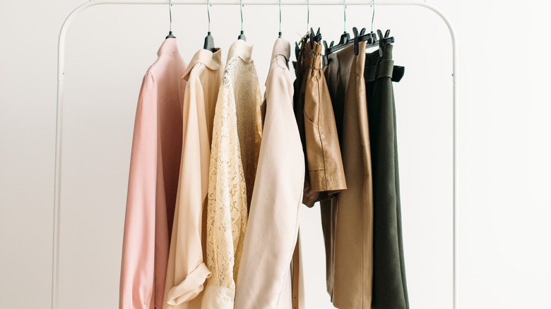 How to Build a Capsule Wardrobe