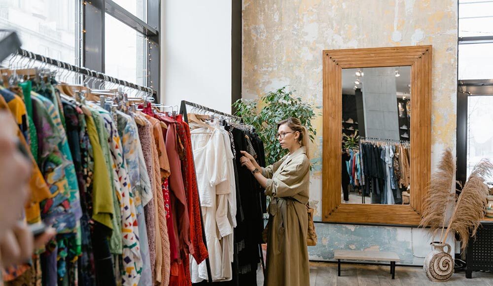 How to Build a Fashionable Wardrobe on a Budget